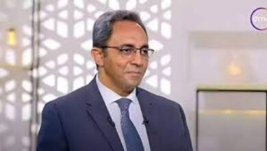 دكتور خالد محمود محافظ قنا