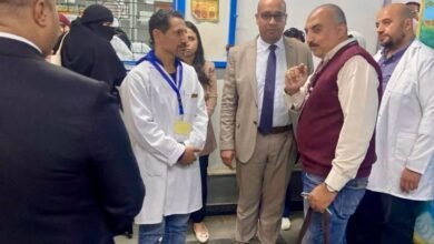 وكيل وزارة الصحة بالإسكندرية يضرب بقوة يُعفي مدير الشئون المالية والإدارية بمستشفى برج العرب من مهام منصبه بسبب عدم الالتزام الاداري ويُقرر نقله لحين انتهاء التحقيقات 37 FB IMG 1763425776457