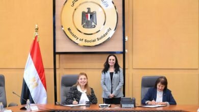 وزيرة التضامن الاجتماعي تشهد توقيع عقود تمويل لمشروعات متناهية الصغر بين صندوق دعم الصناعات الريفية والبيئية و13 جمعية ومؤسسة أهلية 5 724453719 1593420446161703 116111073543134189 n