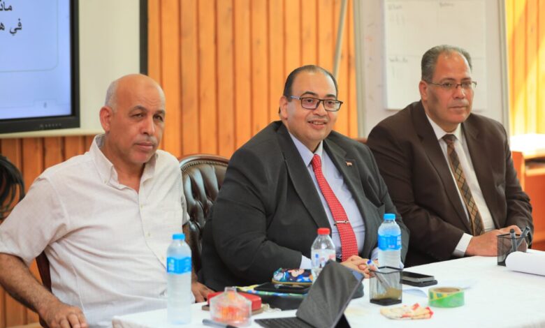 رئيس جامعة كفر الشيخ يتابع فعاليات النسخة الخامسة من برنامج إعداد المدربين TOT ويؤكد: الاستثمار في بناء القدرات البشرية هو الطريق نحو الريادة والتميز المؤسسي 1 9b01728f 00a9 4539 b9d2 a6e7c744d62e